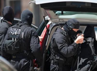 French-police-capture-gunman-and-free-hostages-2L1N6Q3K-x-large