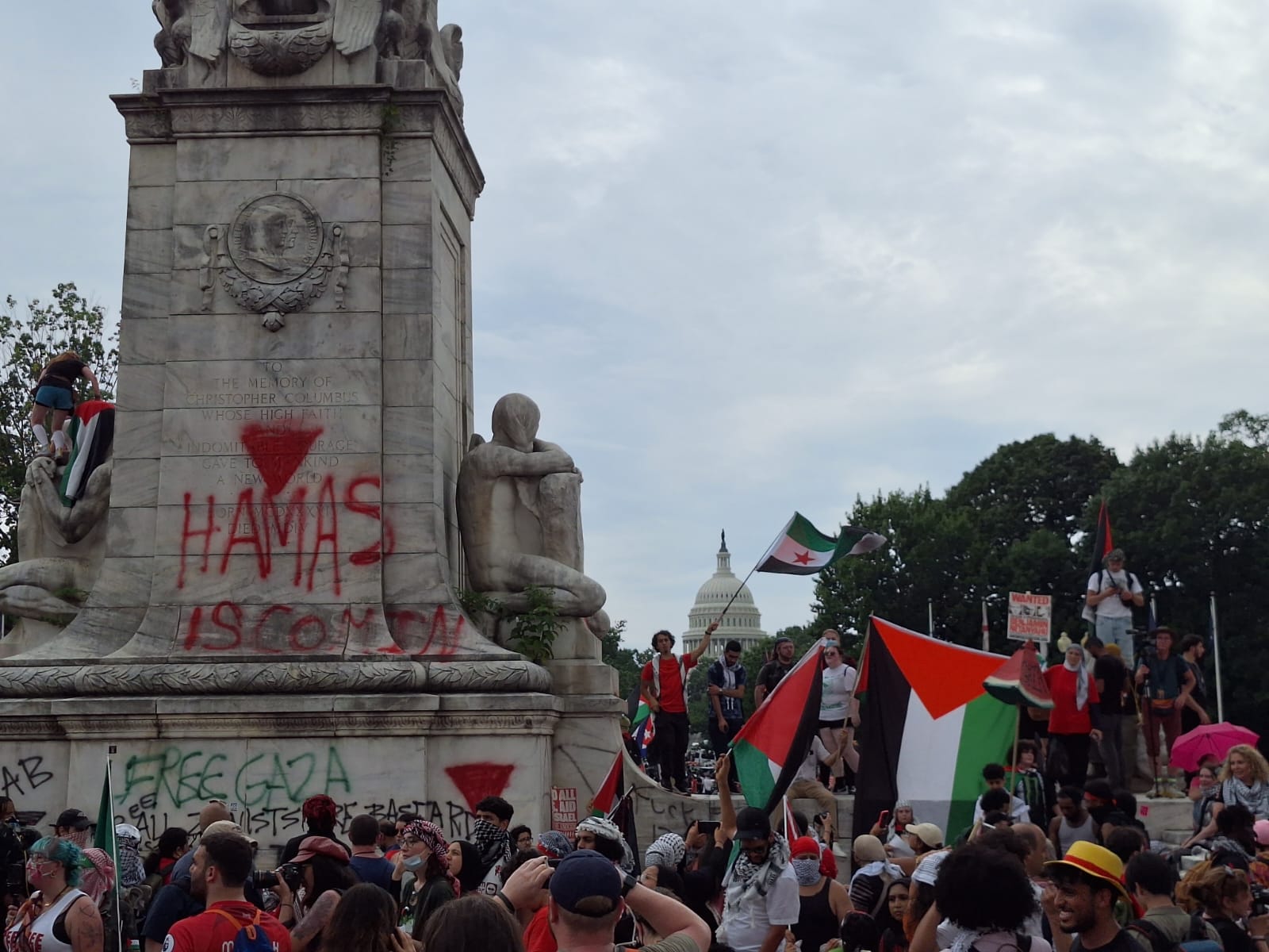 Manifestanti pro Palestina alla DC Union Station - foto di Stefano Scibilia